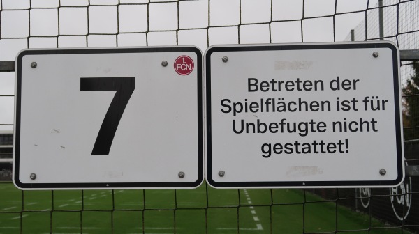 Sportpark Valznerweiher Platz 7 - Nürnberg-Zerzabelshof