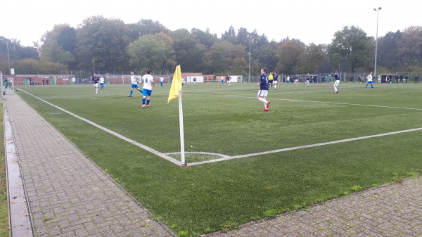 Fritz-Latendorf-Stadion B-Platz - Eutin-Fissau