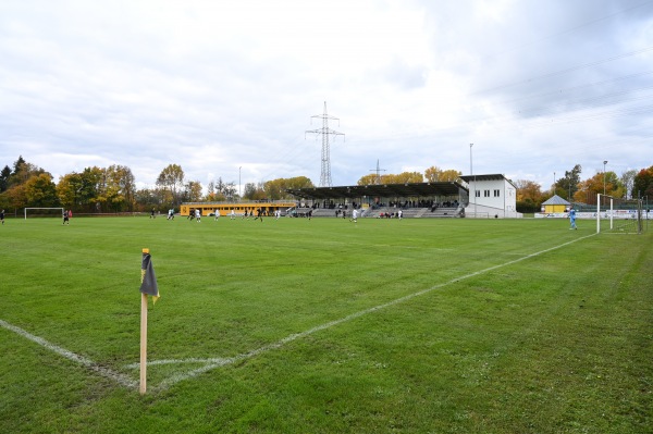 Rudi Bayerl Stadion im Sportzentrum Fichtenstraße - Moosinning