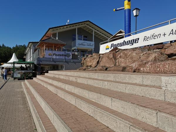 Pneuhage Stadion - Karlsbad-Auerbach