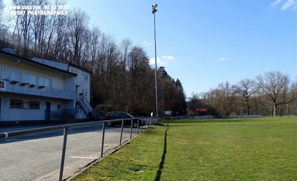 Sportgelände Heiligenbronn Platz 2 - Neckartenzlingen