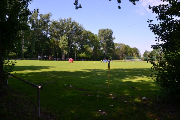 Sportplatz Trinum - Osternienburger Land-Trinum