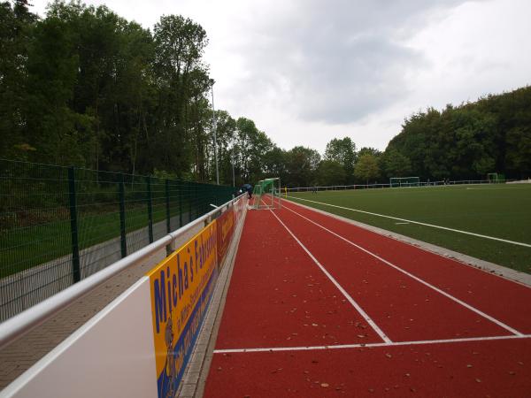 Sportplatz im Dorney - Dortmund-Kley