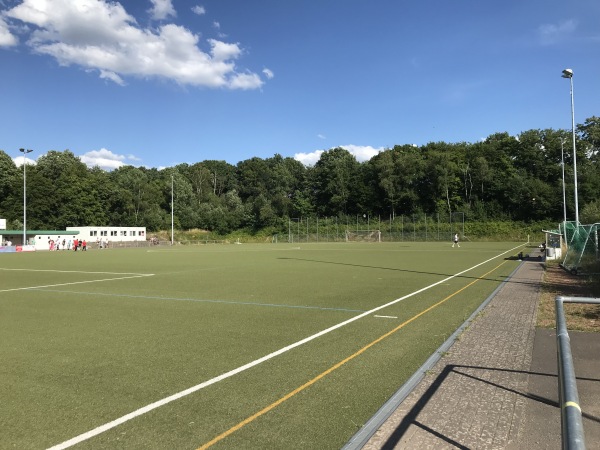 Ursapharm-Arena an der Kaiserlinde Nebenplatz - Spiesen-Elversberg