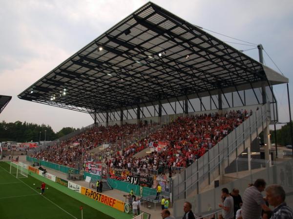 Stadion an der Hafenstraße - Essen/Ruhr-Bergeborbeck