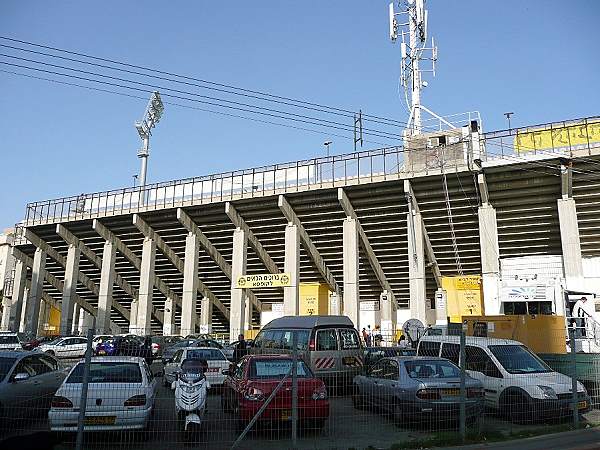 haKufsa - Sar-Tov Stadium - Netanya