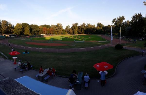 Stadion im Sportkomplex Seilerwiesen  - Magdeburg-Werder