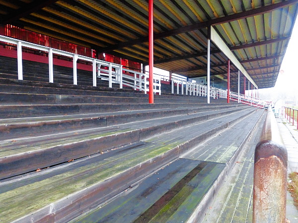 Oststadtstadion der Bezirkssportanlage Bothfeld - Hannover-Bothfeld