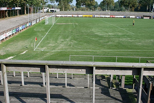 Stadion De Esserberg - Groningen-Haren GR