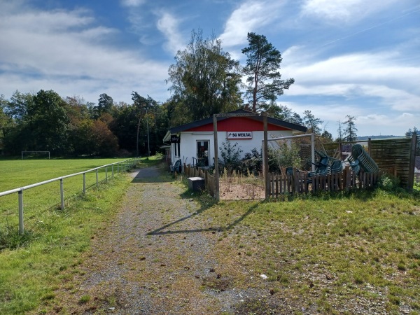 Sportplatz am Laimbacher Berg - Weilmünster-Ernsthausen