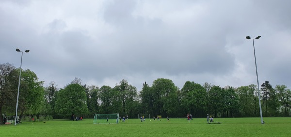 Bezirkssportanlage Surheimer Weg Platz 2 - München-Sendling