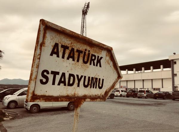 Lefkoşa Atatürk Stadı - Lefkoşa (Nicosia)