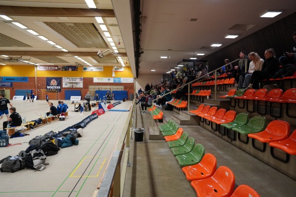 Sporthalle der Carl-Hahn-Schule - Wolfsburg