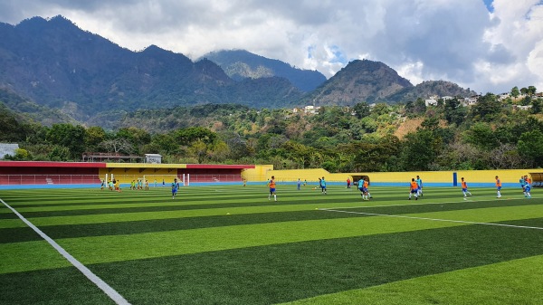 Estadio Municipal Tzanjuyu - San Pablo La Laguna