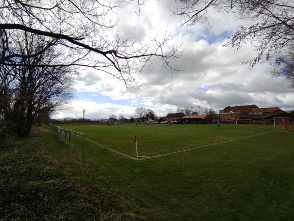 Sportanlage Lütjenwestedt - Lütjenwestedt