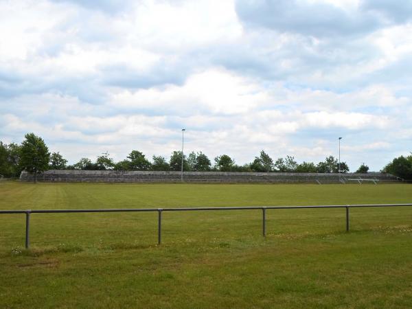 Friedrich-Ludwig-Jahn-Sportplatz 2 - Sukow