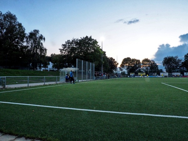 Sportzentrum Ost am Kleefeld - Lippstadt-Dedinghausen