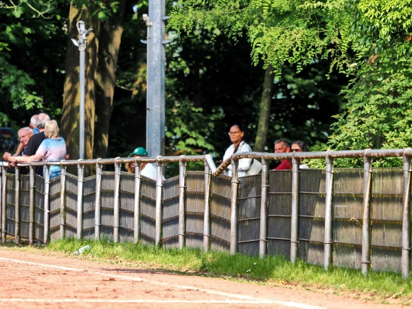 Sportplatz an der Mühle - Neukirchen-Vluyn-Rayen