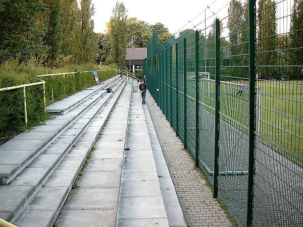 Stadion Neuendorfer Straße - Berlin-Spandau