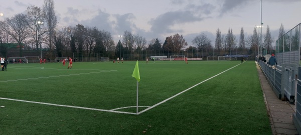 Sportpark Middenmeer veld 21-Zeeburgia veld 2 - Amsterdam
