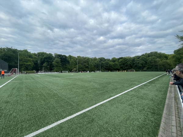 Sportplatz Unterer Komarweg - Köln-Klettenberg