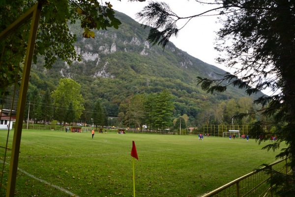 Teren FK Perućac - Perućac
