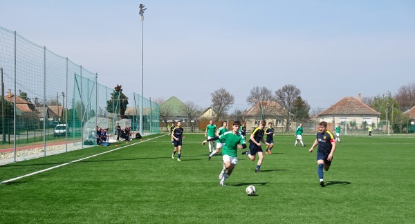 Udvarhelyi István Sportközpont műfüves pálya - Kecel