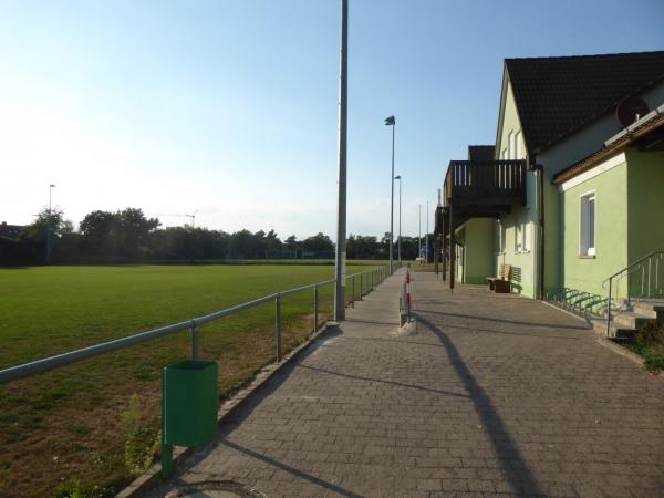 Rudolf-Wolf-Stadion Nebenplatz - Veitshöchheim