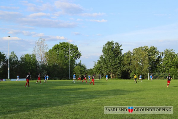 Stadion Hildebrandseck Nebenplatz - Neustadt/Weinstraße-Königsbach