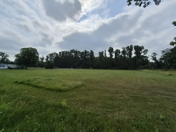 Sportanlage Holzhäuser Straße Platz 2 - Leipzig-Stötteritz