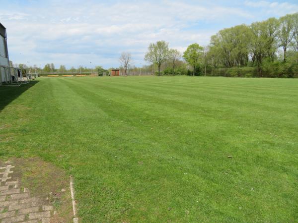 Bezirkssportanlage Gröpelingen Platz 2 - Bremen-Gröpelingen