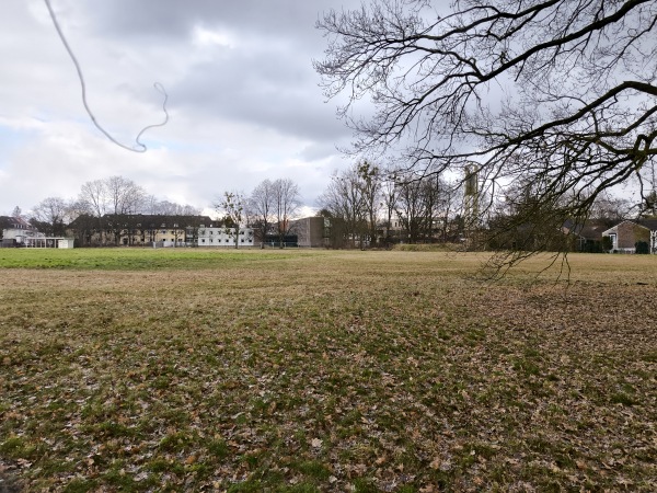 Sportanlage am Robert-Koch-Platz - Hannover-Südstadt