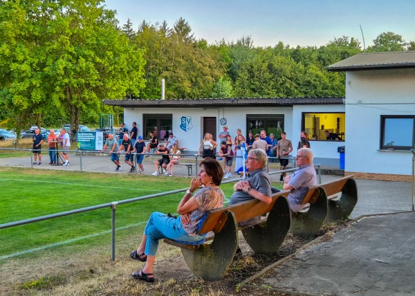Josef-Ternes-Sportplatz - Binningen/Eifel