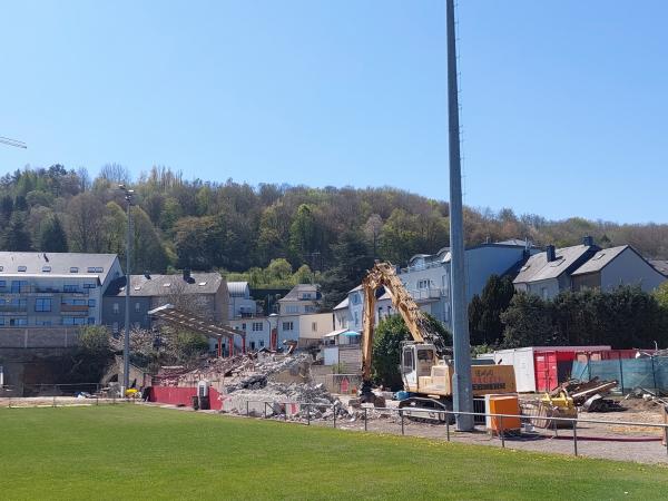 Abriss der Haupttribüne