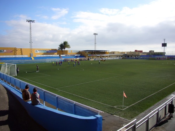 Campo de Fútbol La Palmera - San Isidro, Tenerife, CN