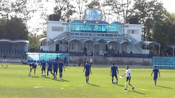 Gradski stadion - Kavarna