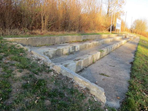 Stadion an der Mühle - Dorf Mecklenburg