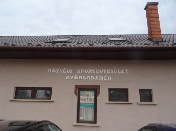 Győrladaméri Sportpálya - Győrladamér