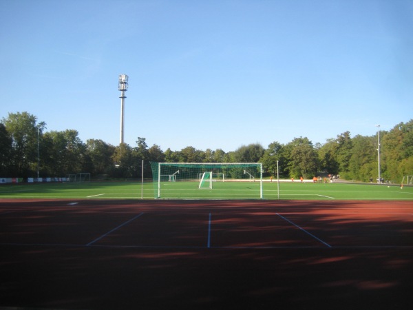 Sportzentrum Rilkeallee - Mainz-Lerchenberg