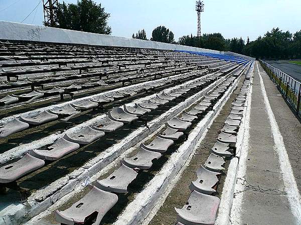 Stadionul Orășenesc - Bălți