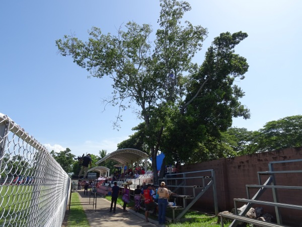 Polideportivo de Chapeltique - Chapeltique