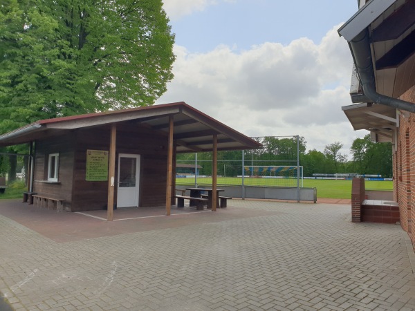 Otto-Dölle-Stadion - Papenburg-Aschendorf