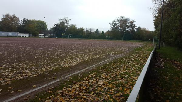 Bezirkssportanlage Kurkölner Straße Platz 2 - Krefeld-Linn