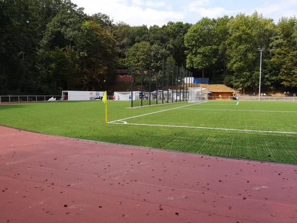 Sportplatz Hustadtring - Bochum-Querenburg