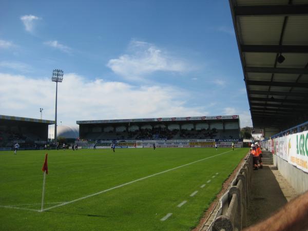 Van Roystadion - Denderleeuw