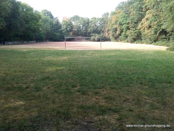 Sportplatz Blücherpark - Köln-Bilderstöckchen