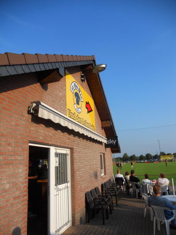 Stadion Düffelsmühle - Kalkar/Rhein-Mühlenhof