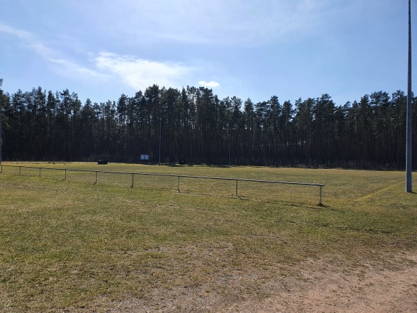 Sportplatz Pastorberg - Feldberger Seenlandschaft-Triepkendorf