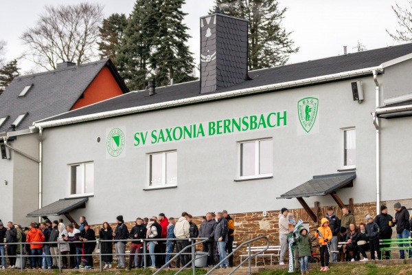 Ernst-Schneller-Stadion - Lauter-Bernsbach