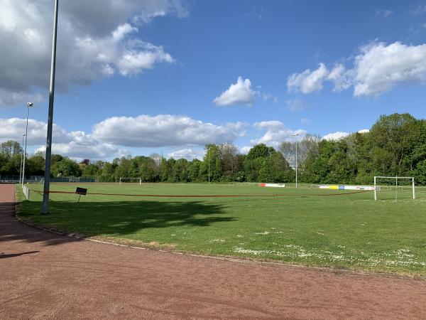 Blau-Weiß-Platz im Sportpark Hildesheim - Hildesheim